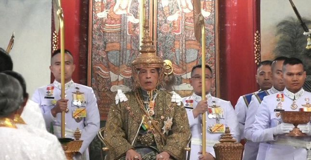 Maha Vajiralongkorn Resmi Duduki Takhta Raja Thailand